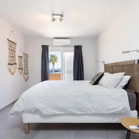 Home2book Design Sea Views Caletillas, Pool Apartment