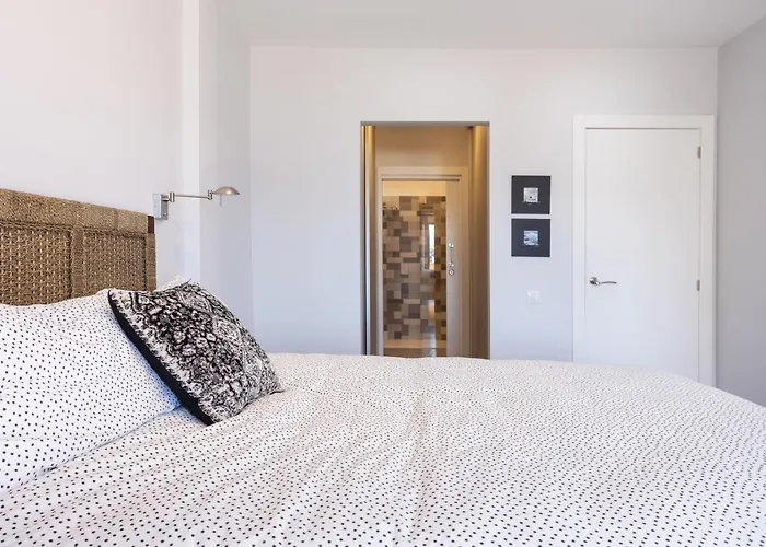 Home2book Design Sea Views Caletillas, Pool דירה *