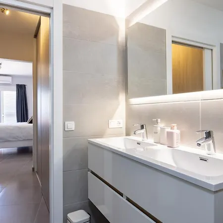 Home2book Design Sea Views Caletillas, Pool